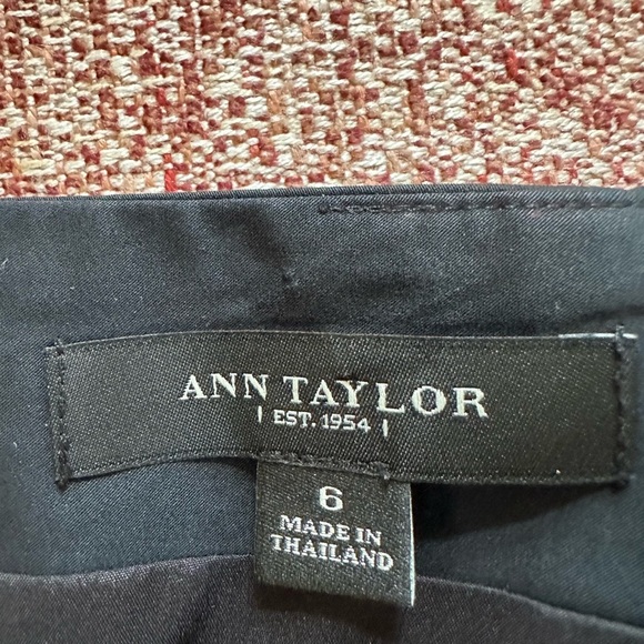 Ann Taylor Classic Black Pencil Skirt - Picture 3 of 3